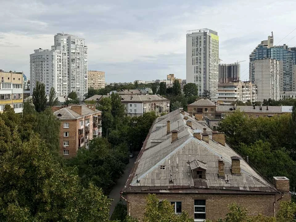 Квартира. Київ, Дегтярівська вул.