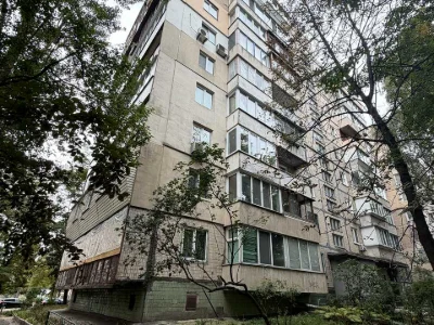 Квартира. Київ, Дегтярівська вул.