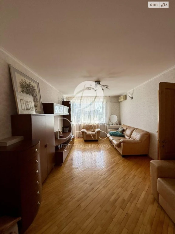 Sale of Apartment in Шевченківський District