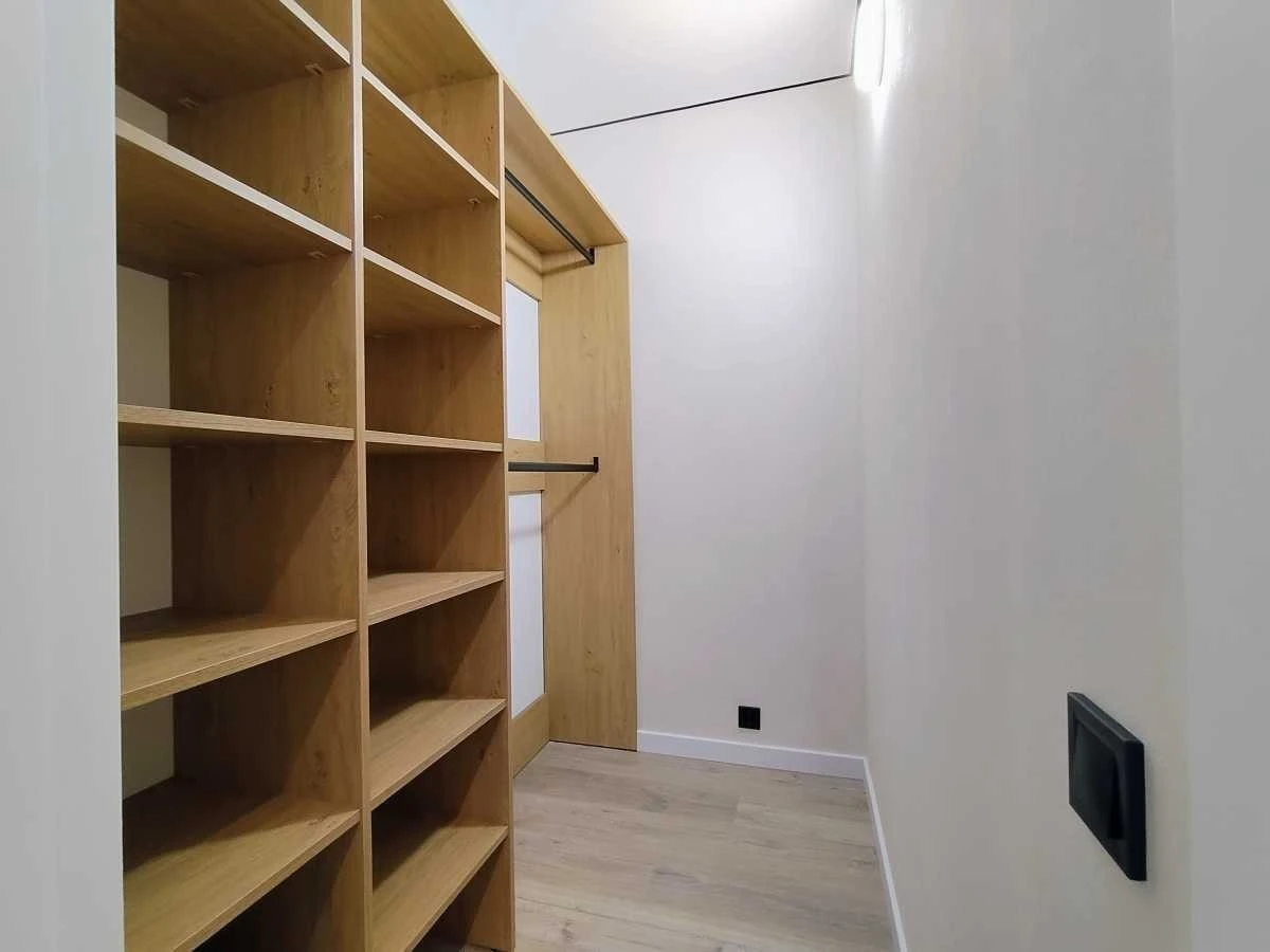 Sale of 2-room apartment 48 m², Aleksandra Olesya street, 5a