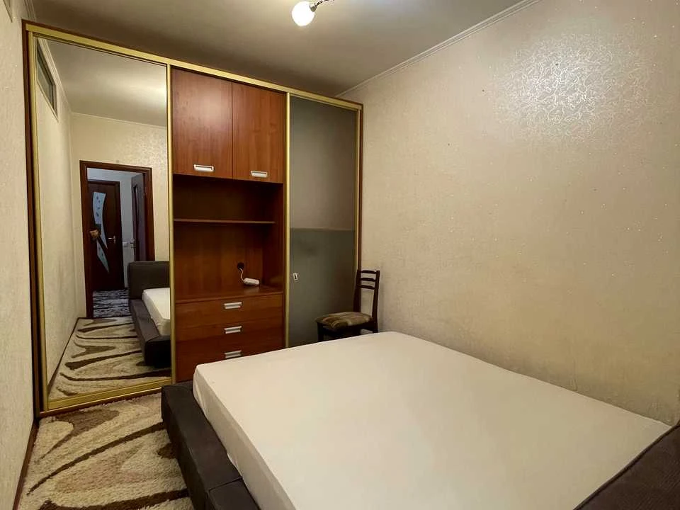 Apartment. Sergyi Beregovo St.