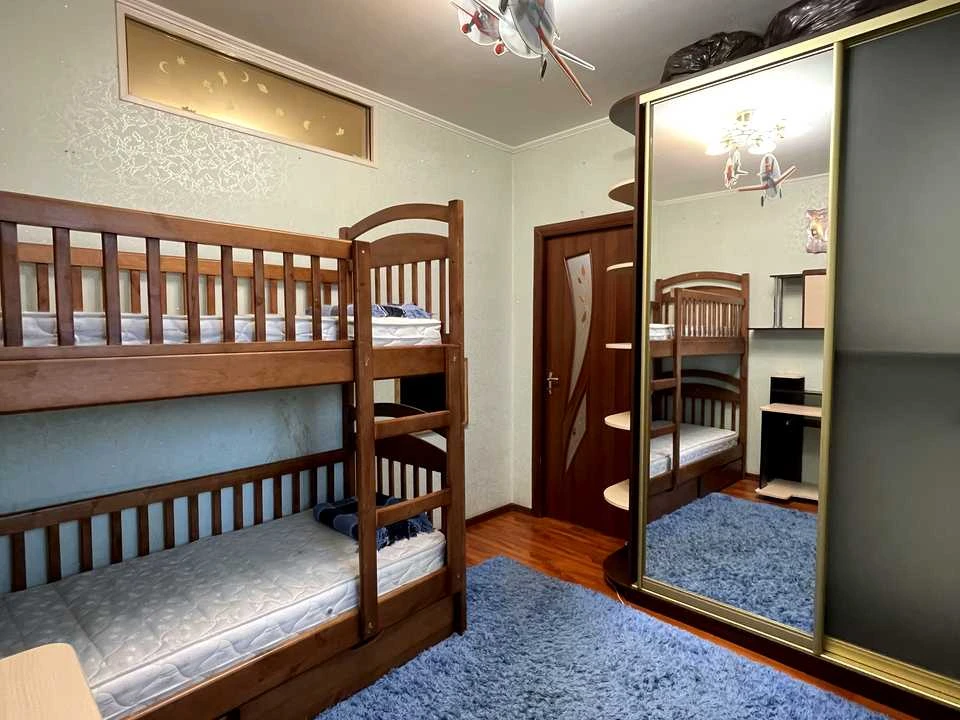 Apartment. Sergyi Beregovo St.