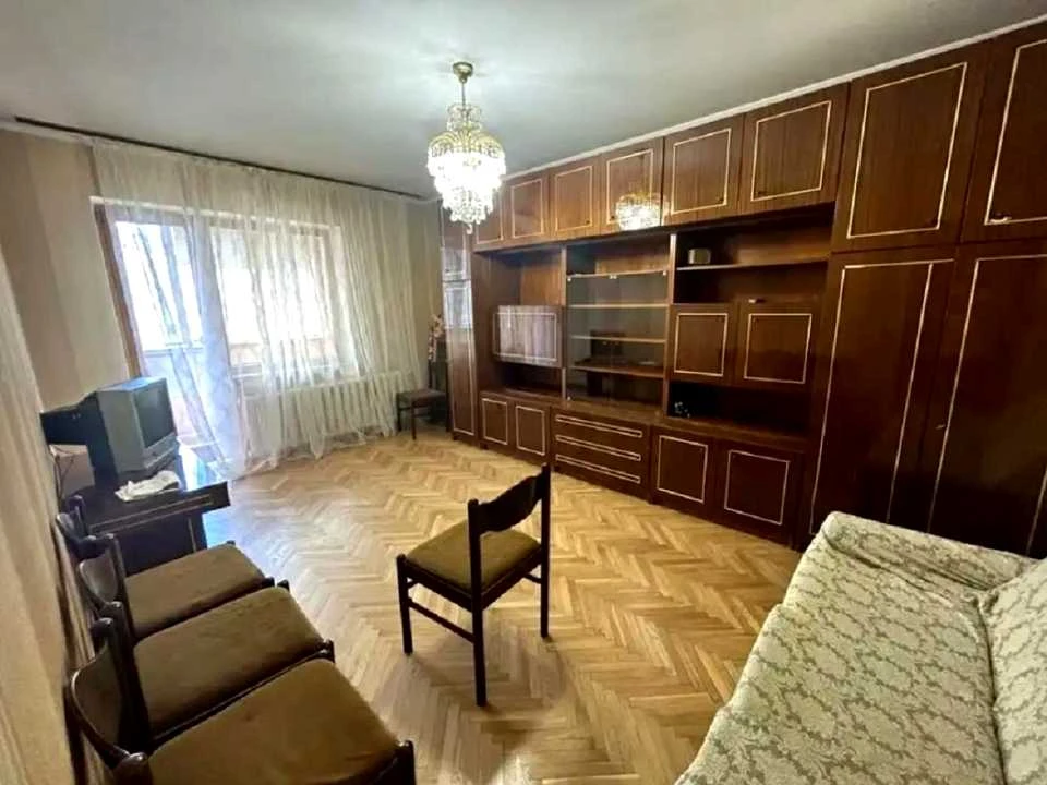 Квартира. Київ, Левка Лук'яненка вул.