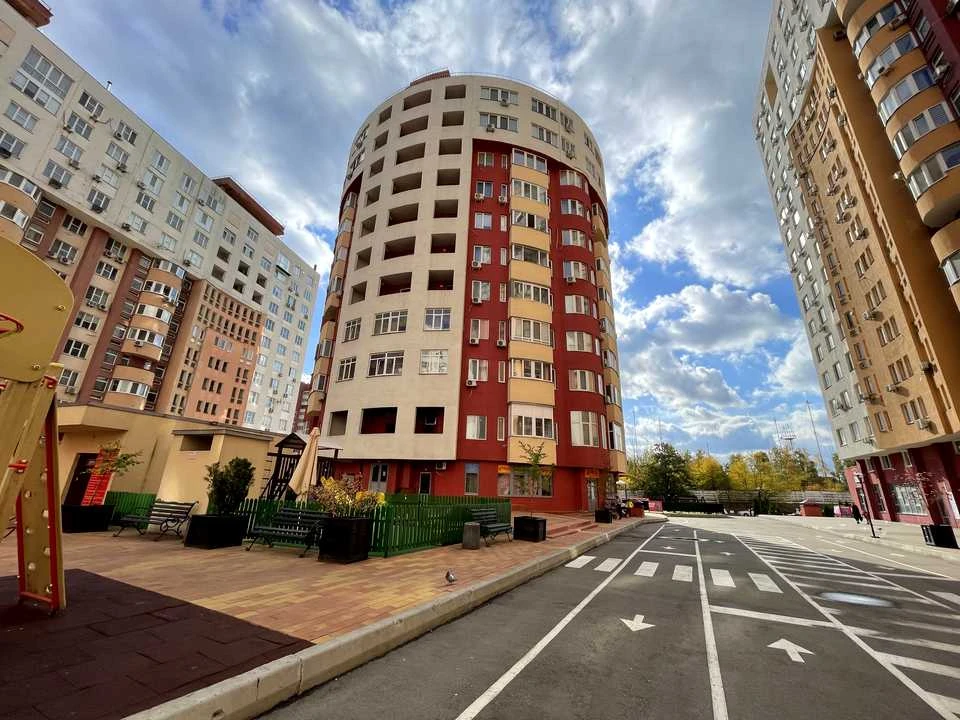 Квартира. Київ, Федора Ернста вул.