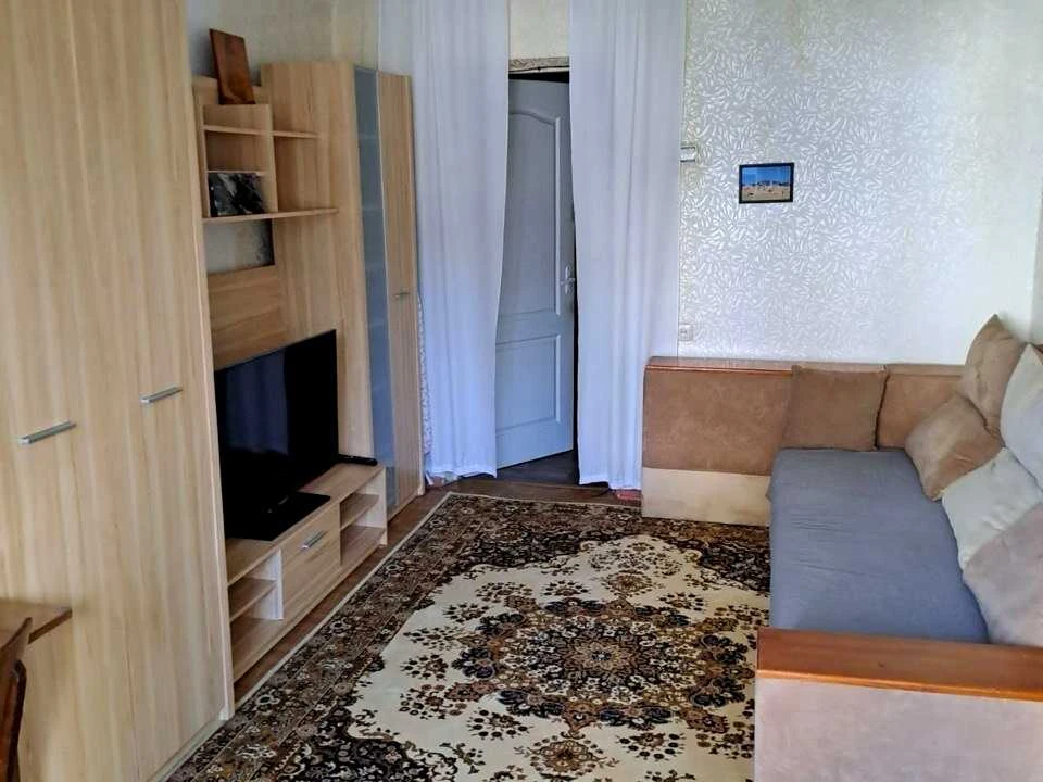 Apartment. Pechenyzka St., Kyiv
