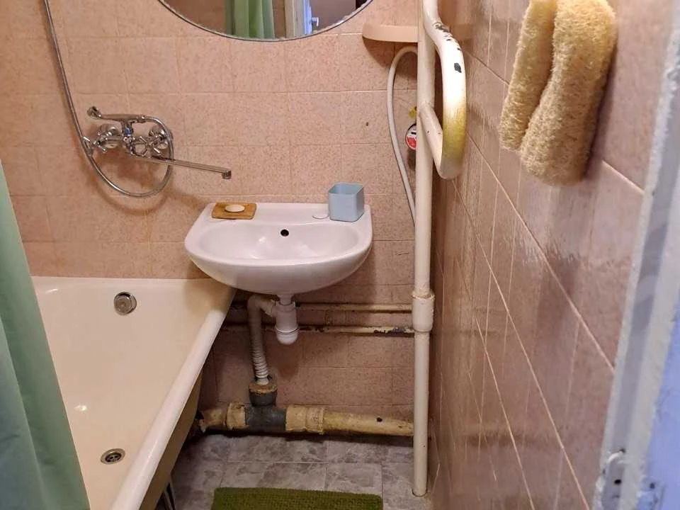 Apartment. Pechenyzka St., Kyiv