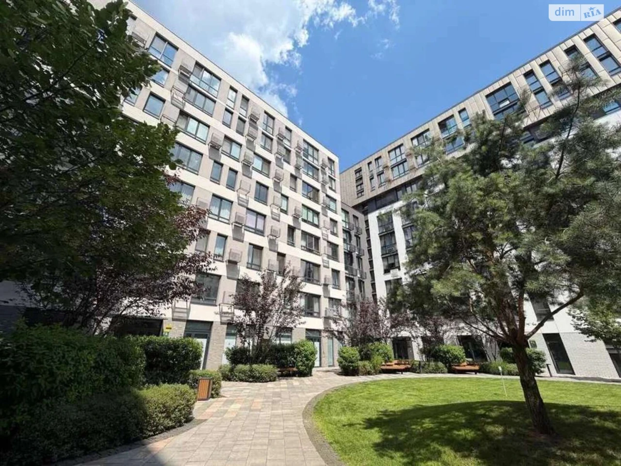 Sale of Apartment in Nivki