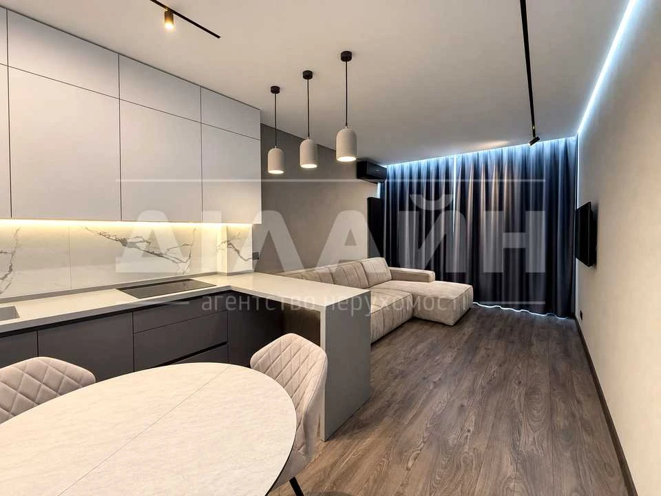 Apartment. Дніpro, Volodymyr Verнадського St.