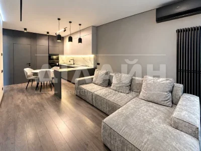 Apartment. Дніpro, Volodymyr Verнадського St.