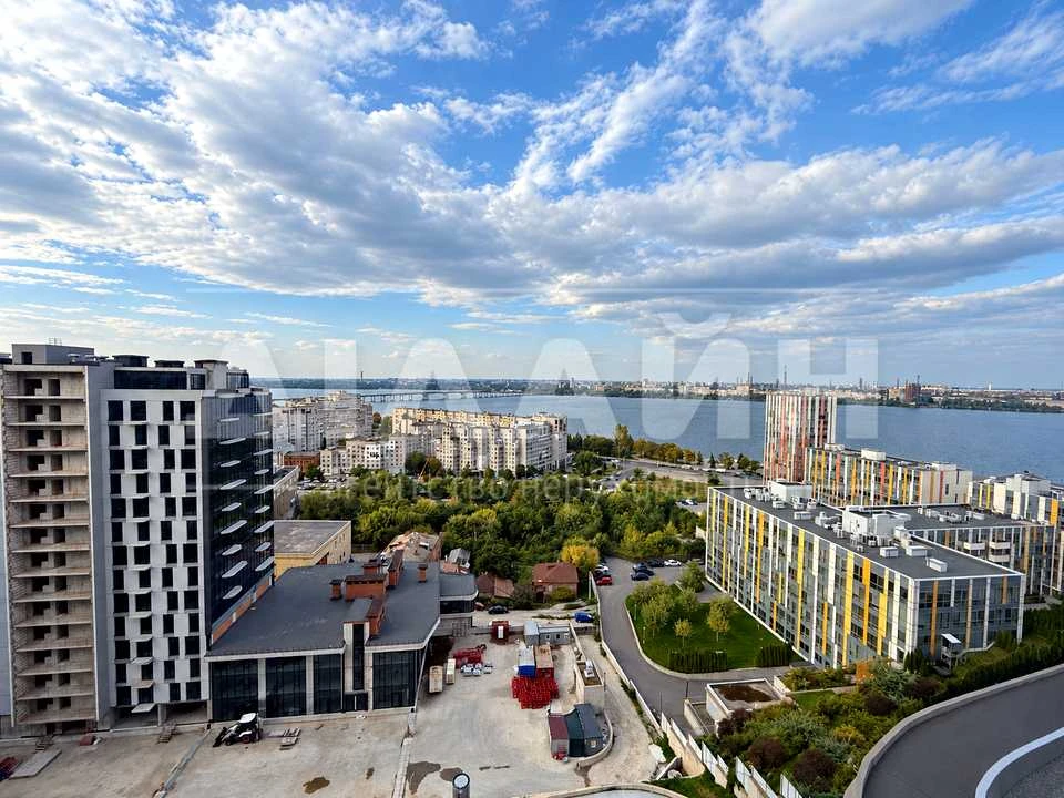 Apartment. Дніpro, Volodymyr Verнадського St.