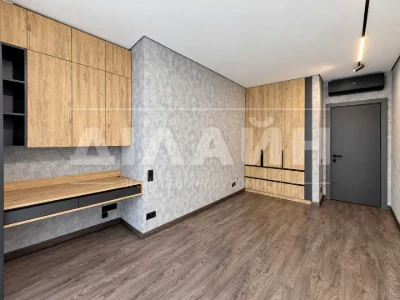 Apartment. Дніpro, Volodymyr Verнадського St.