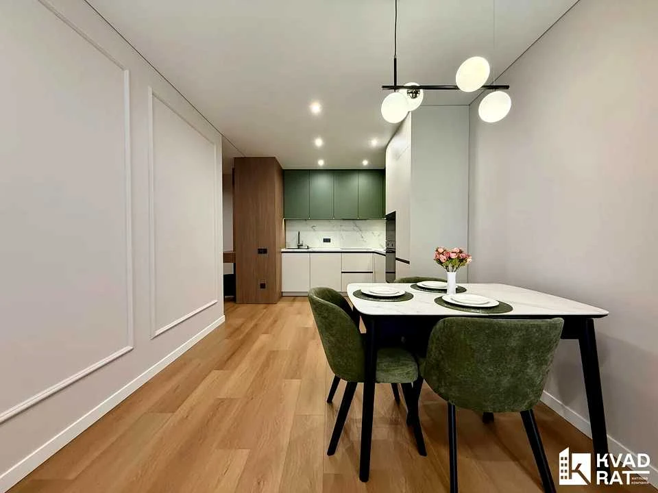 Apartment. Ivano-Frankivsk, Kimikiv St.