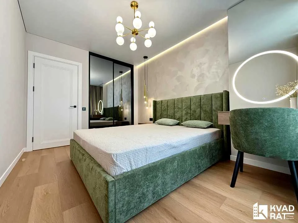 Apartment. Ivano-Frankivsk, Kimikiv St.