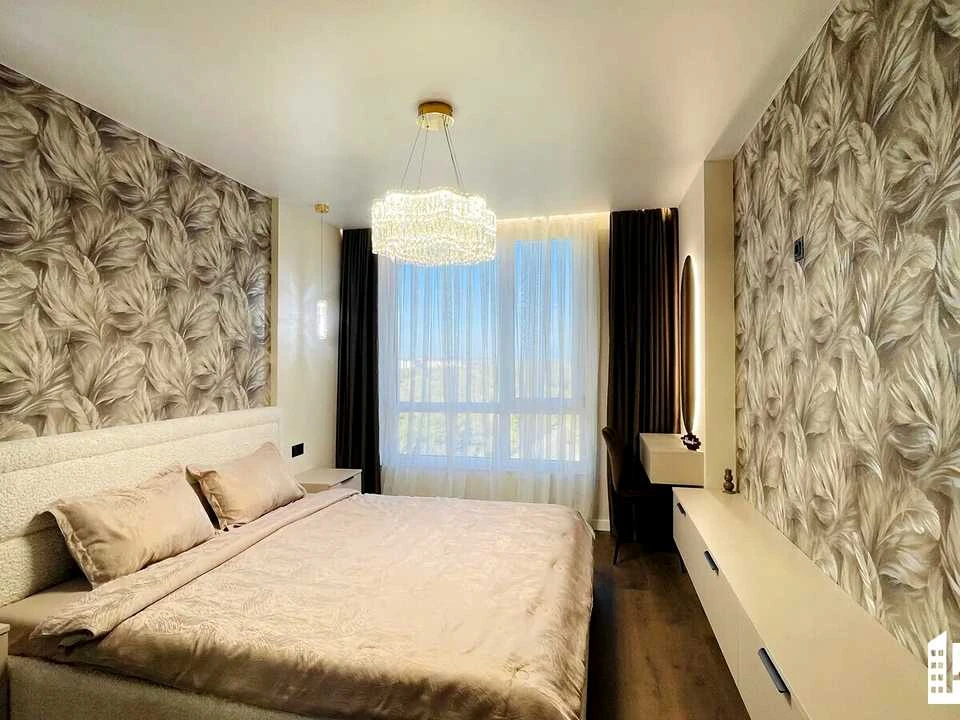 Квартира. Івано-Франківськ, Героїв Миколаєва вул.