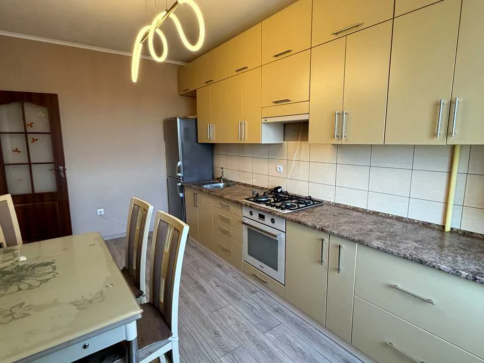 Apartment. Iвано-Франківськ, вулиця Йосифа Сліпого.