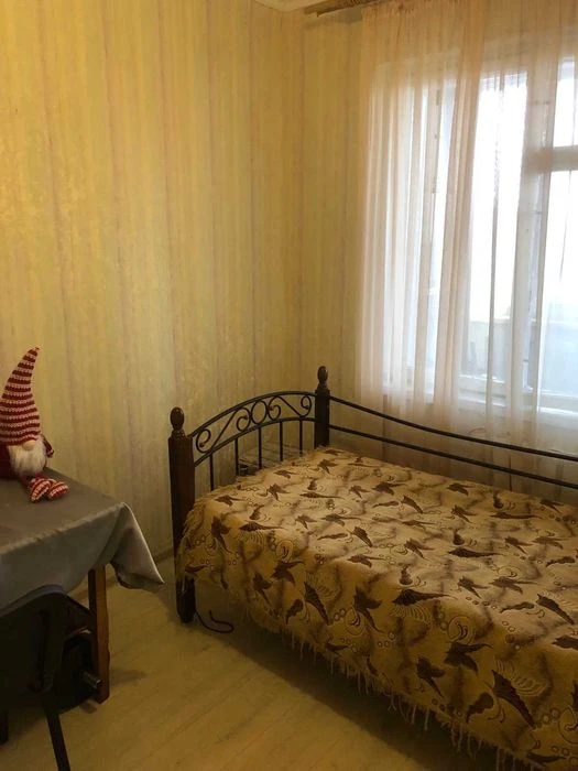 Продам 3 ком.  чешку, ул. Махачкалинская/ 22 школа