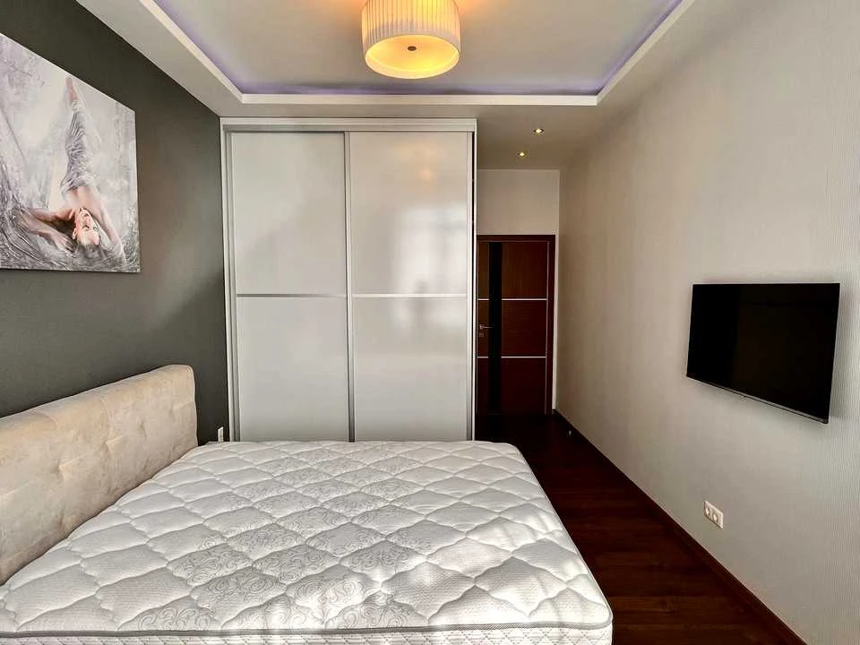 Apartment. Kyiv, General Shapoval St.