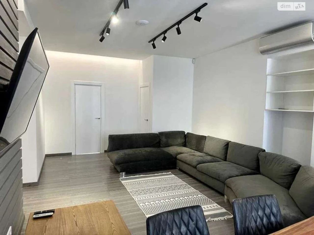 Sale of Apartment on Cherypanova Gora