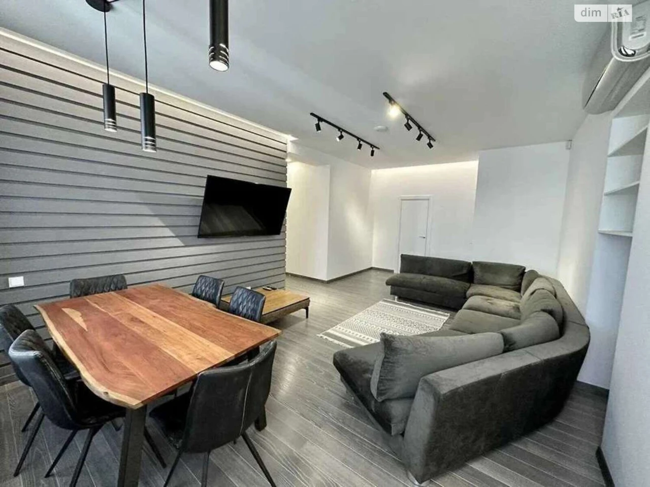 Sale of Apartment on Cherypanova Gora
