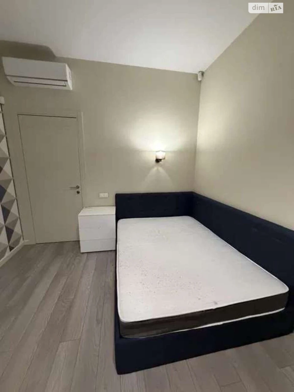 Sale of Apartment at Sapernoye Pole