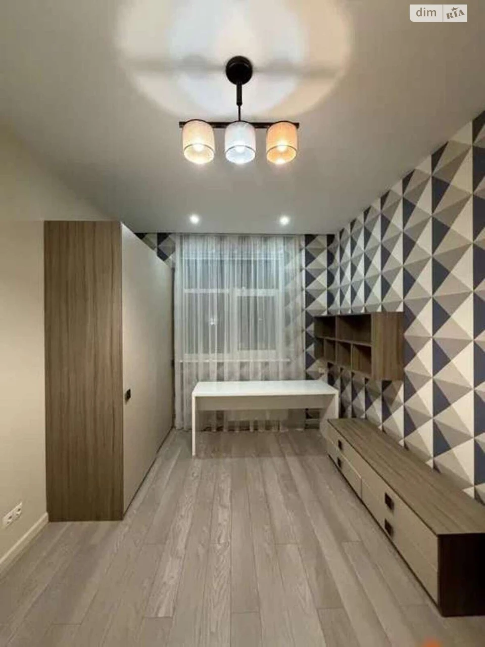 Sale of Apartment at Sapernoye Pole