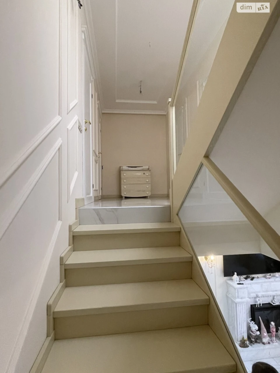 Продаж Таунхаус