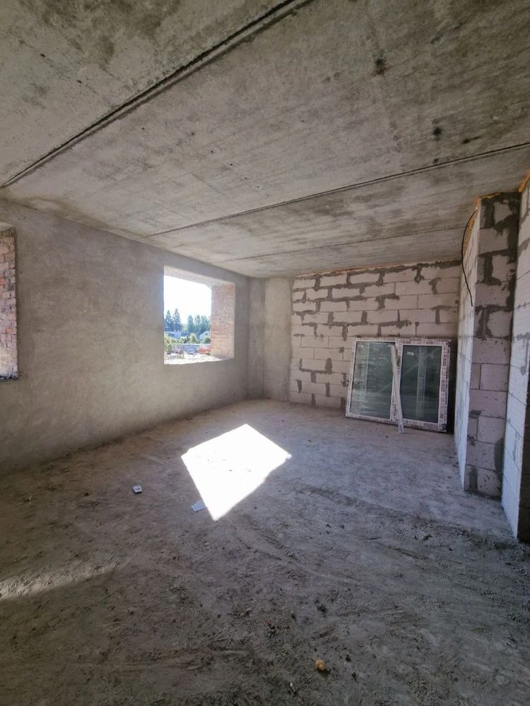 Sale of a 2-room apartment on St. Troleybusna