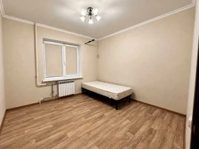 Квартира. Київ, Героїв Дніпра вул.