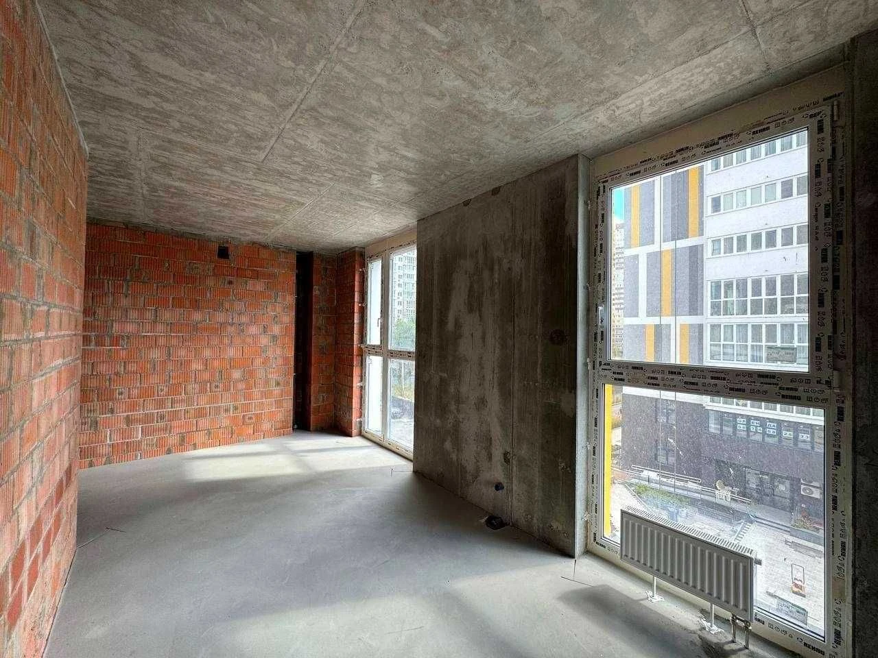 Продаж ЖК Русанівська Гавань 1-кімнатна квартира 65 м² з видом