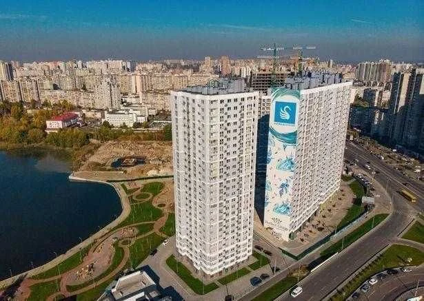 Продаж машиномісця в підземному паркінгу ЖК «Лебединий» — ЗД