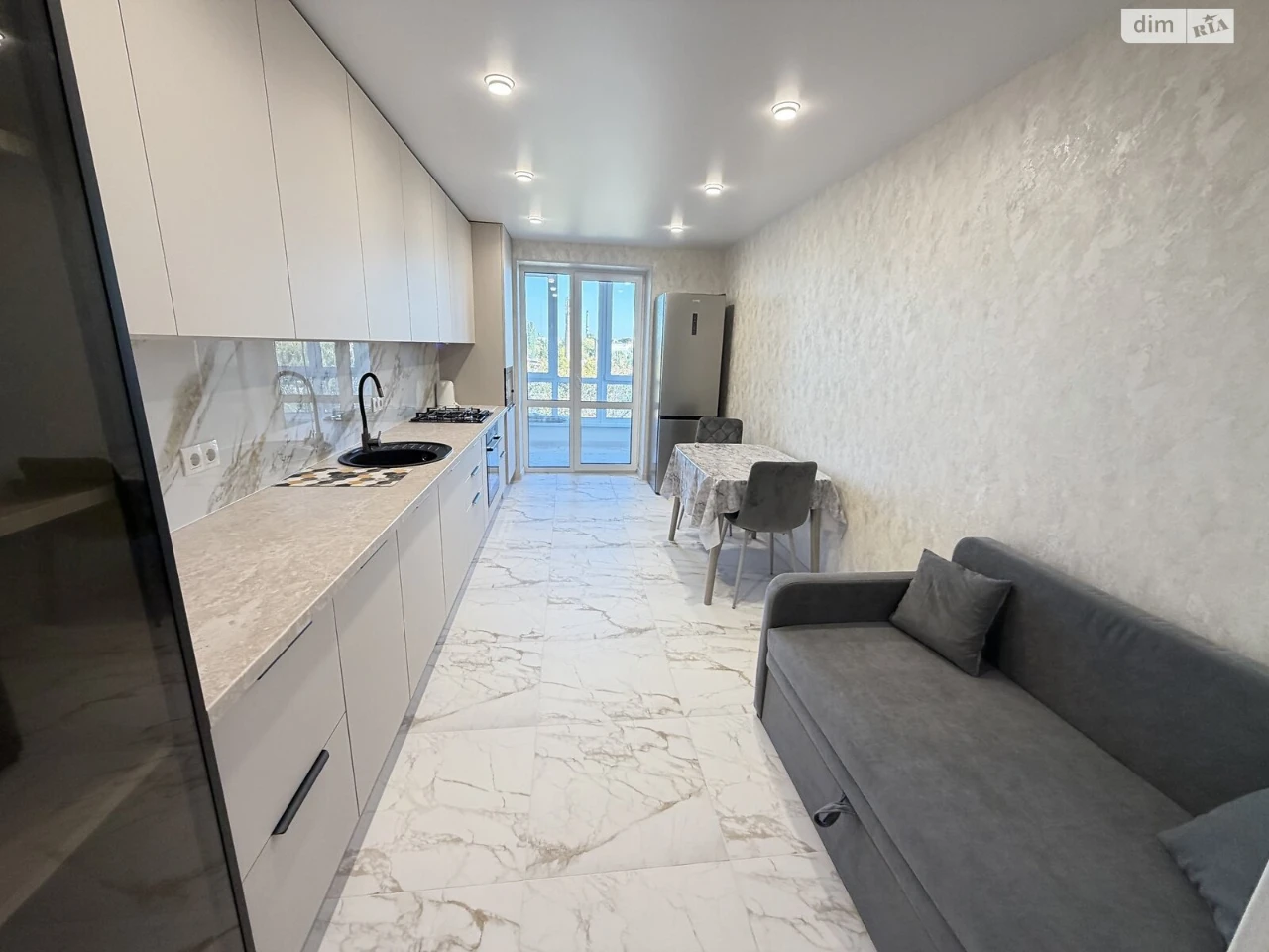 Long-Term Rental Apartment, Zamostyan district