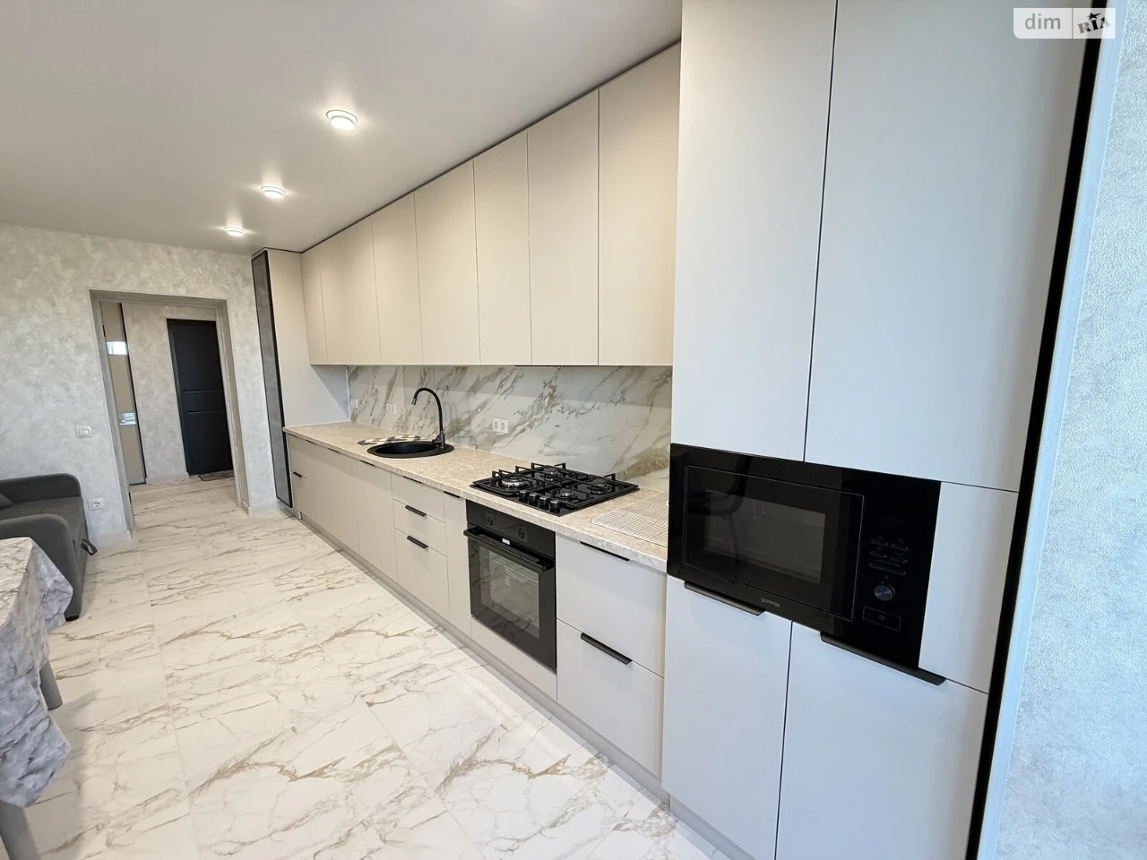 Long-Term Rental Apartment, Zamostyan district