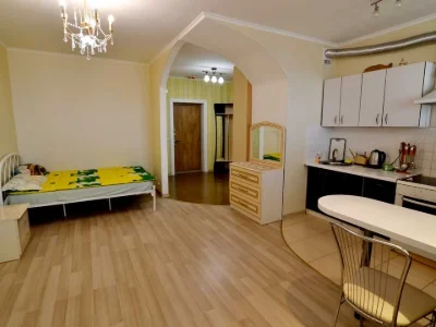 Квартира. Київ, Наталії Ужвій вул.