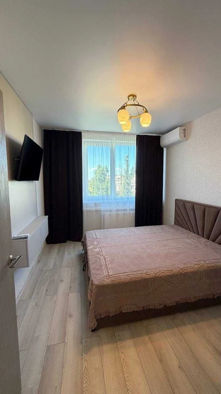 For sale a beautiful apartment in a new house on Tarasova, Yaroslav M