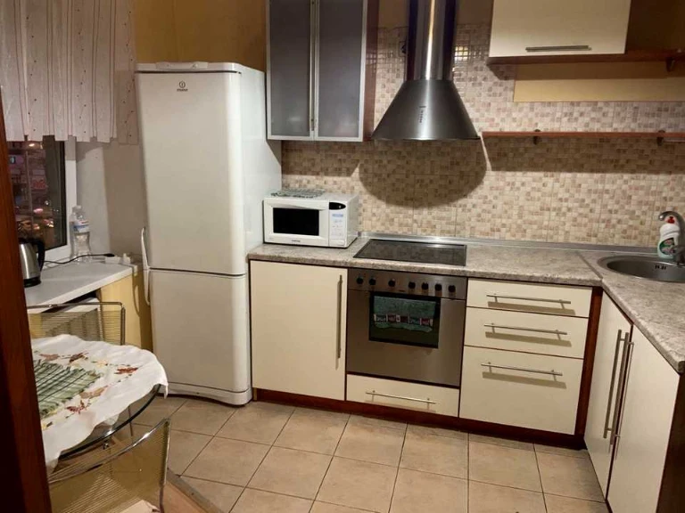 Apartment. Kyiv, Velika Vasylkivska St.