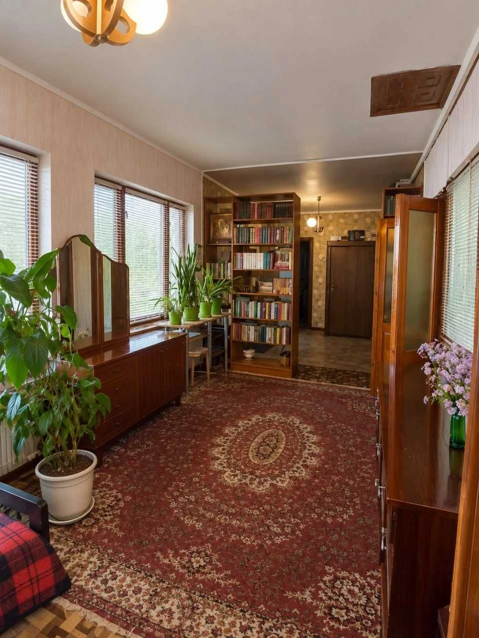 Топ место! м. Армейская. Продам часть дома со своим входом,