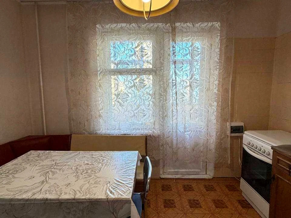 Квартира. Київ, Червоної Калини просп.