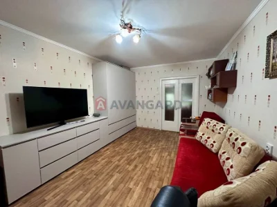 Продам 2 комнатную квартиру, чешка, правый берег