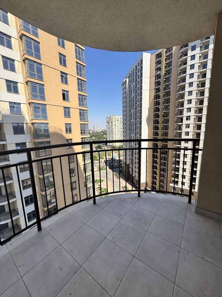 KADORR CITY — 2-кімнатна квартира з терасою