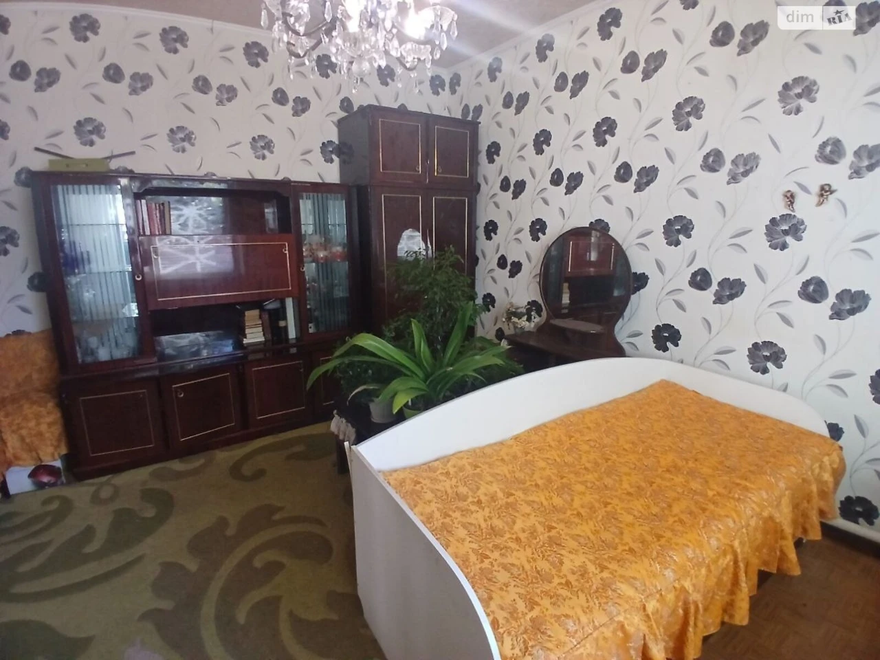 Sale of Part of a House in Nemyshlyan