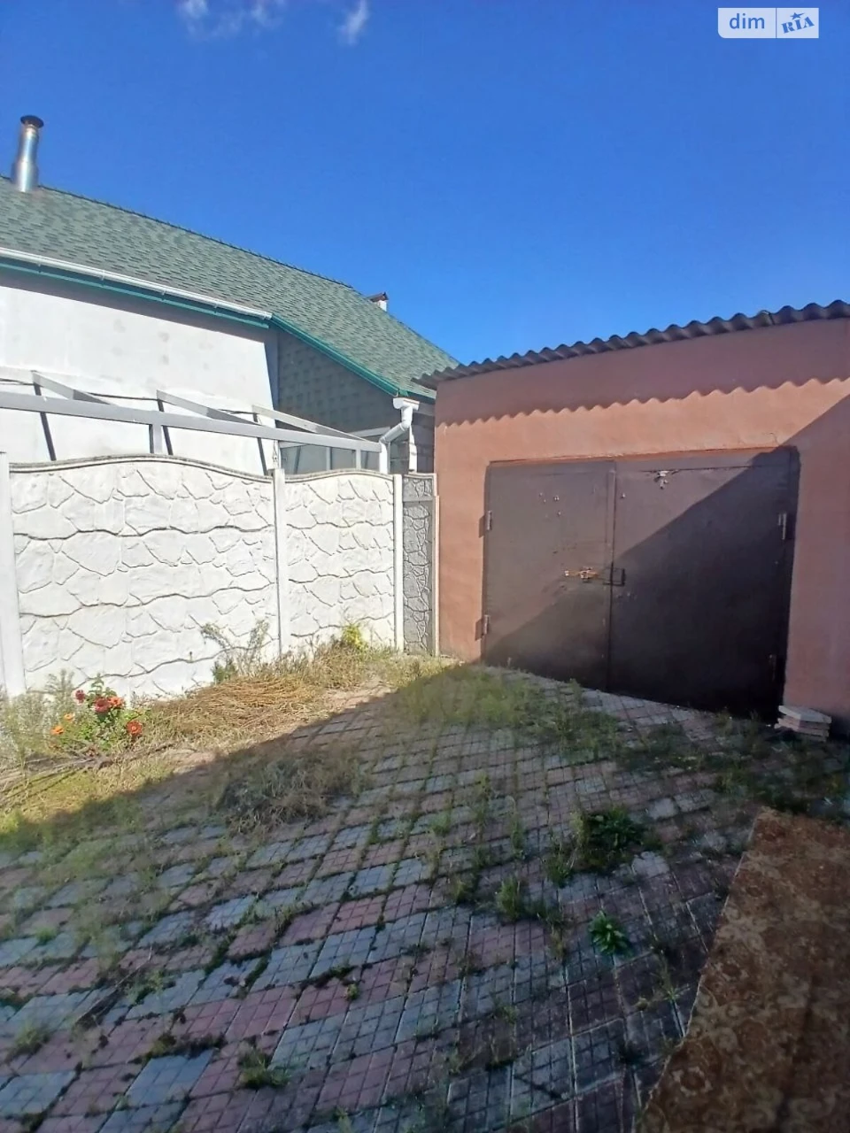 Sale of Part of a House in Nemyshlyan