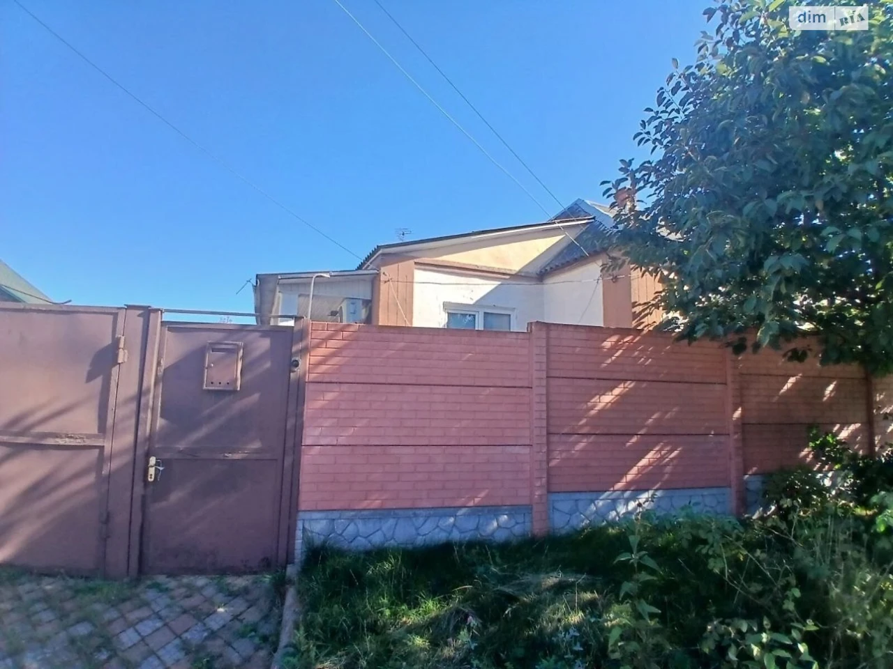 Sale of Part of a House in Nemyshlyan