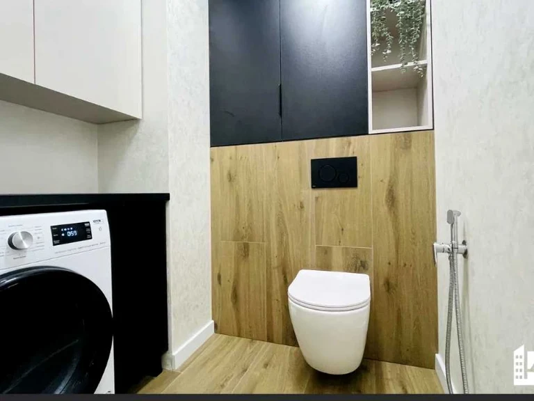 Apartment. Ivano-Frankivsk, Herya Mykolyeva St.