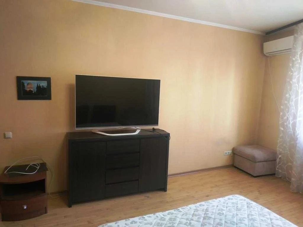 Сдается 2-комнатная квартира 70 м², улица Анны Ахматовой, 47