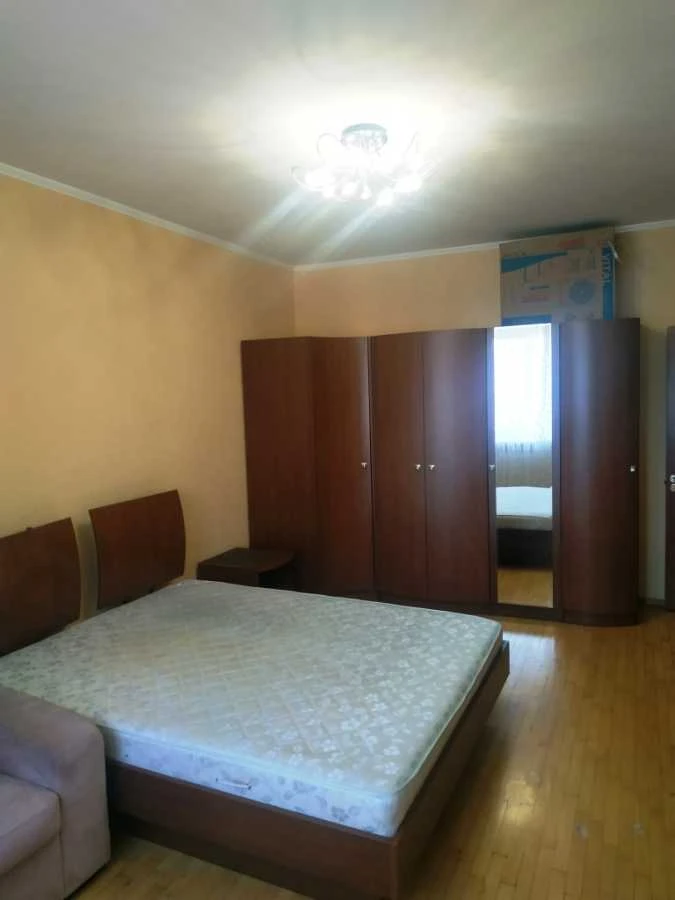 Сдается 2-комнатная квартира 70 м², улица Анны Ахматовой, 47