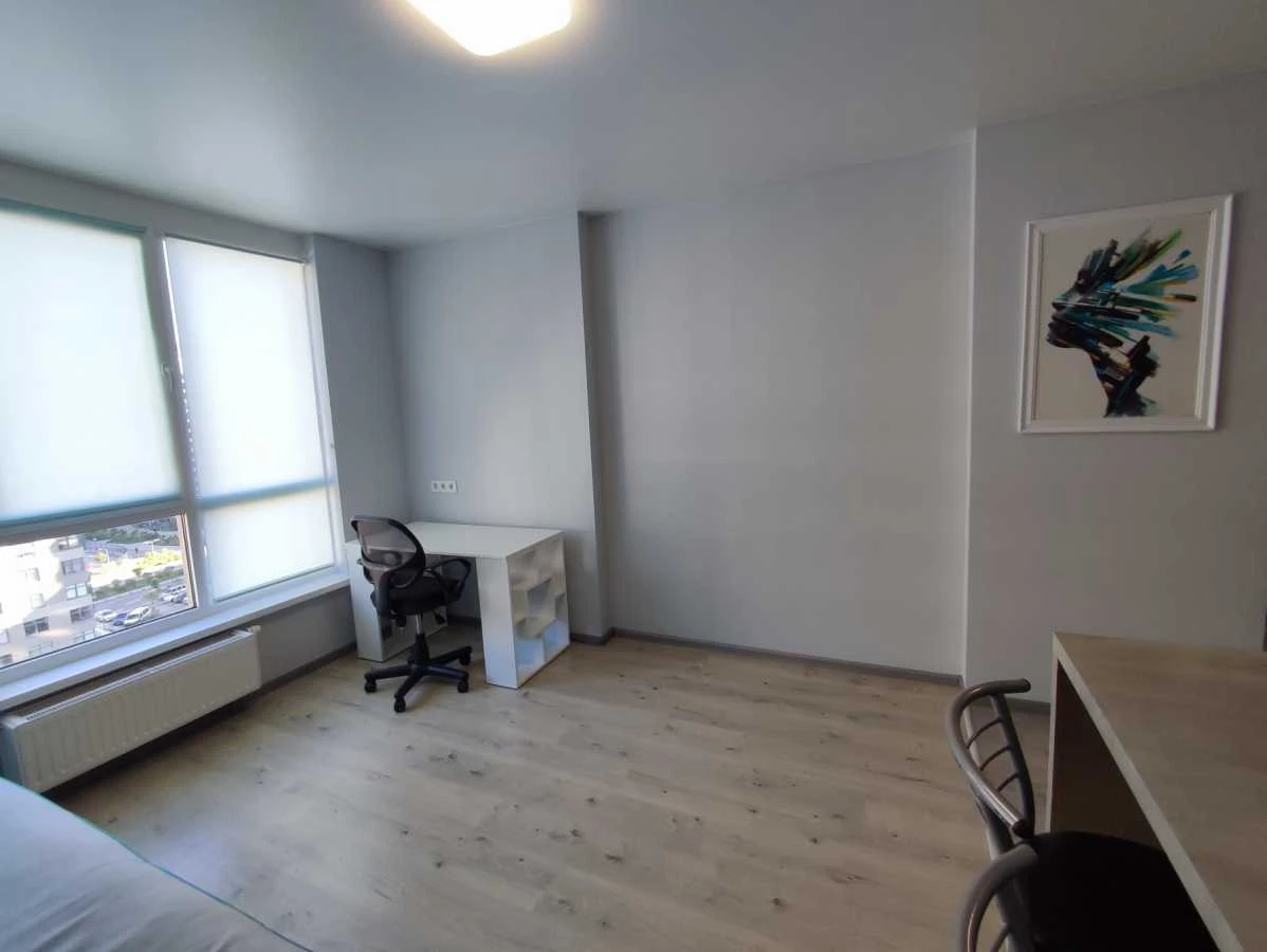 Rent 1-room apartment 45 sq m, Rodyny Kryste, 20