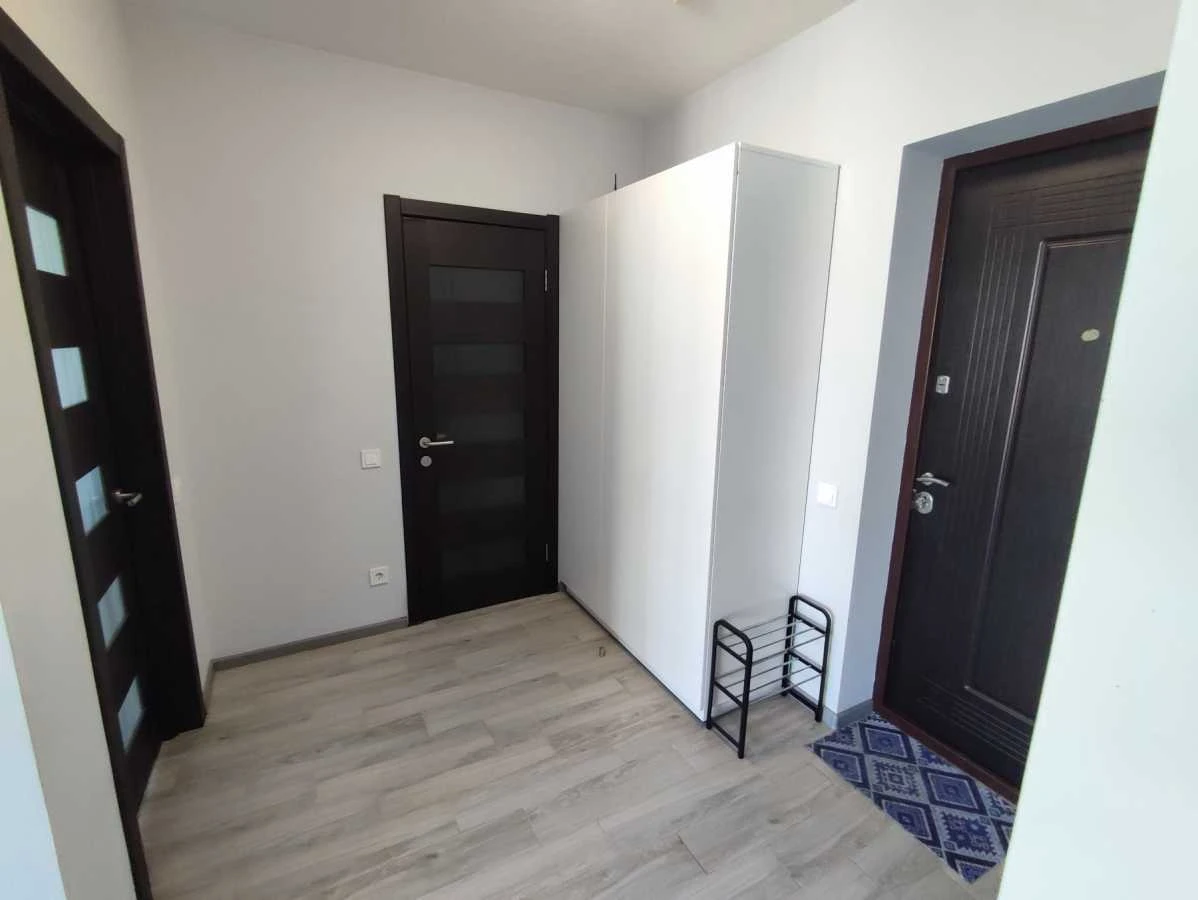 Rent 1-room apartment 45 sq m, Rodyny Kryste, 20