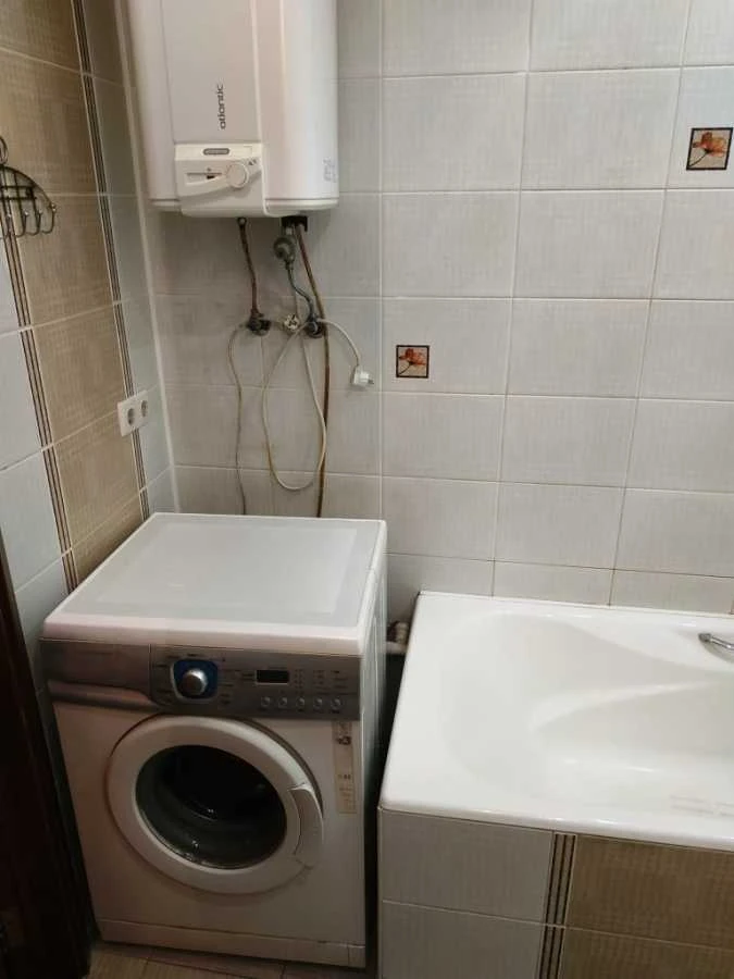 Аренда 1-комнатной квартиры 43.6 м², Николая Лаврухина ул.,