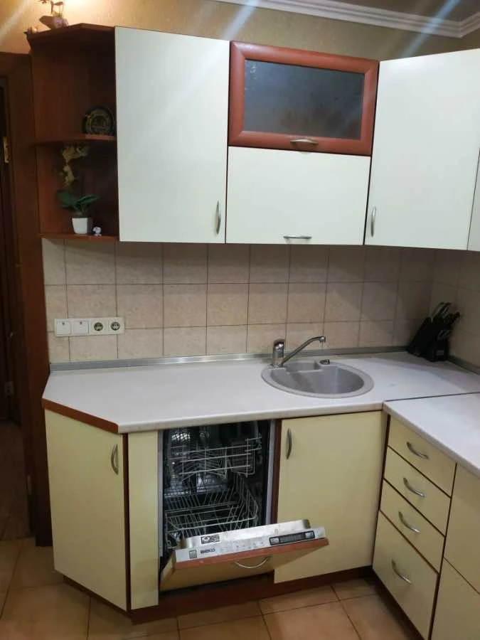 Аренда 1-комнатной квартиры 43.6 м², Николая Лаврухина ул.,