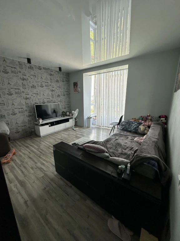 Sale of 1-room apartment in Sykhiv district, renovated